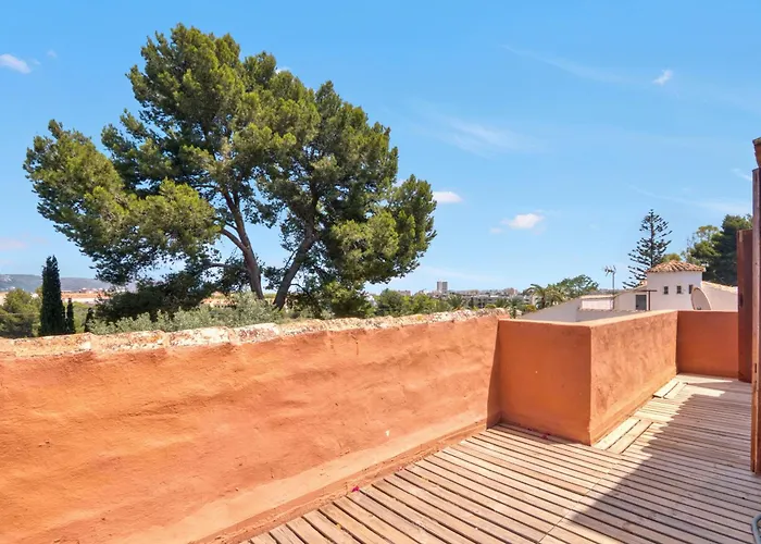Canos Villa *